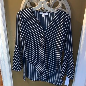 Tops - Blue & White Stripe Top 😃☺️ Tops - Blue & White Stripe Top 😃☺️